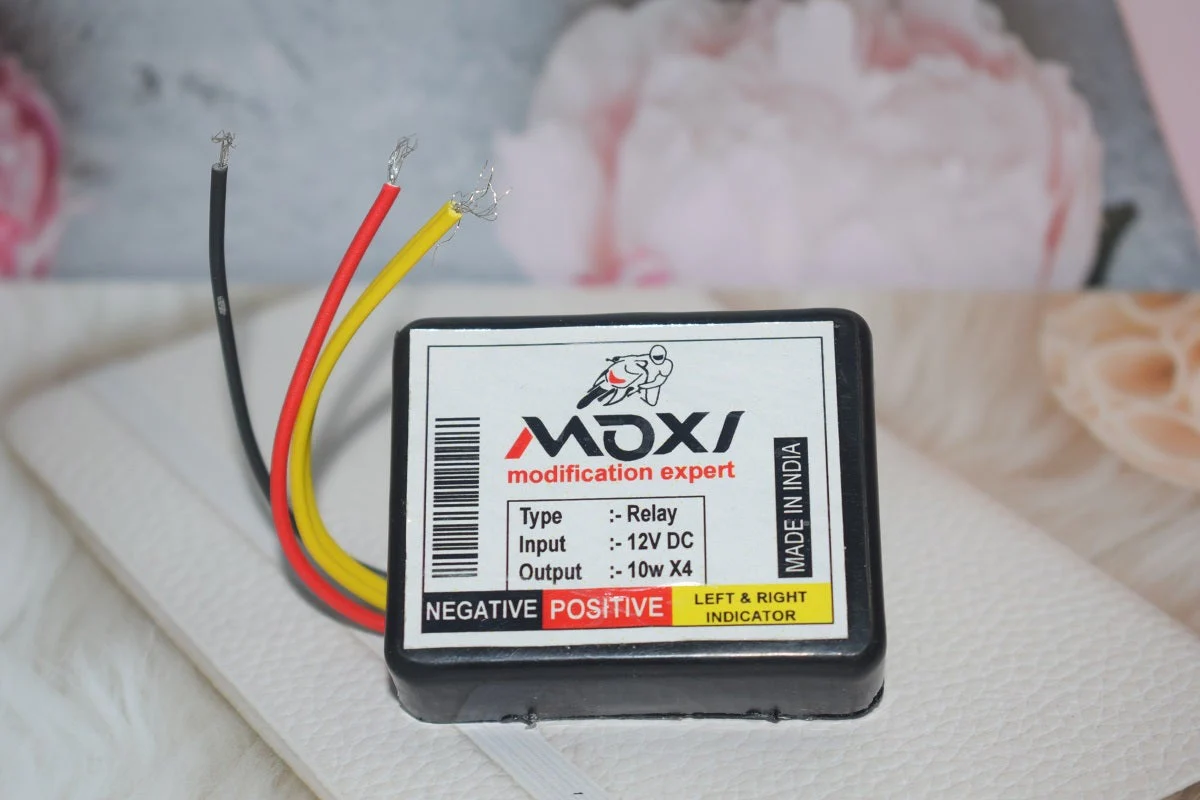 Product image of Moxi Flasher