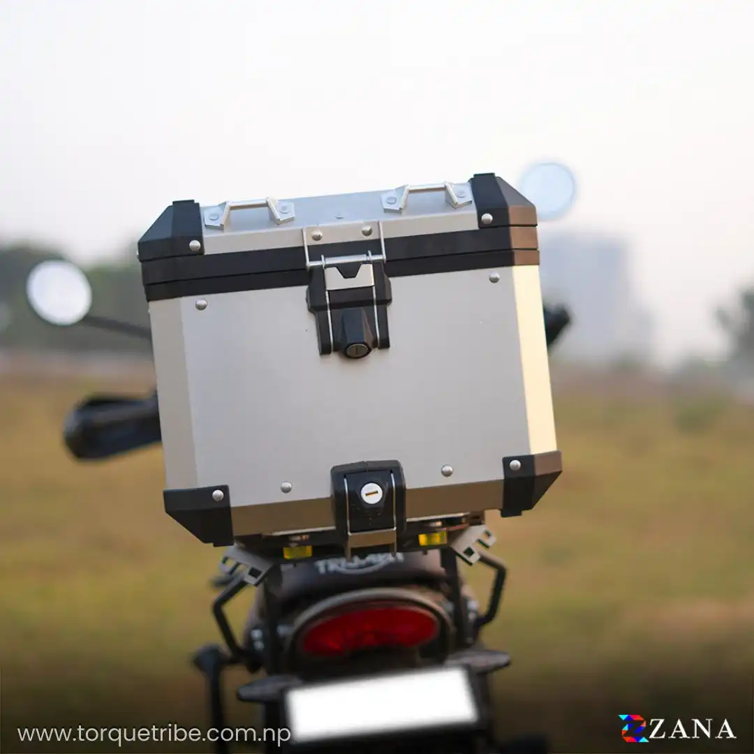 Product image of Top Rack With Steel Plate Black For Triumph Scrambler & Speed 400