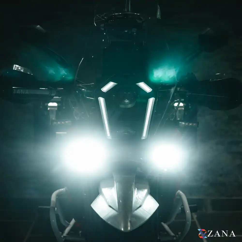 Product image of ZANA Universal LED Fog Light with DRL (DRL-R40) – Silver Series