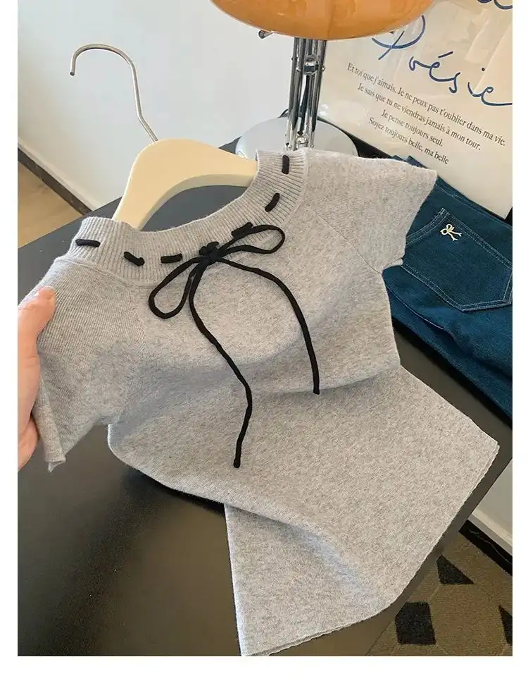 Product image of Grey Bow Knit T-Shirt | Stylish Short Sleeve Top