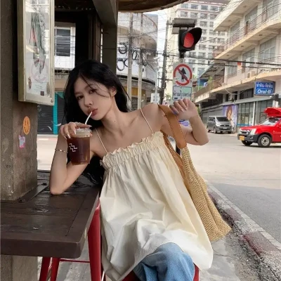 Effortless Chic Smocked Babydol...