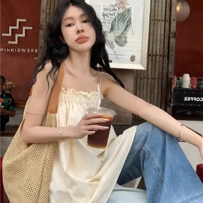 Effortless Chic Smocked Babydol...