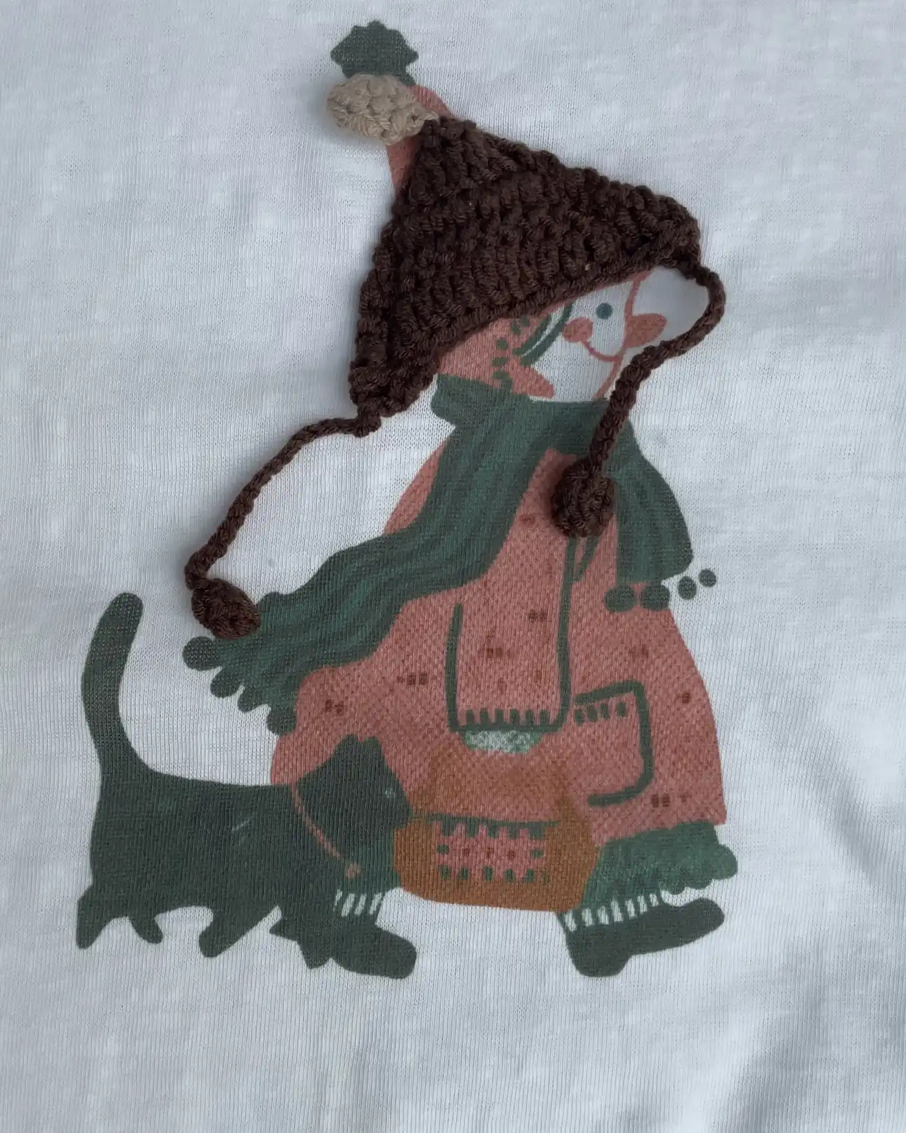 Product image of Tencel Breeze Full Sleeve Tee - Little Girl With Hat