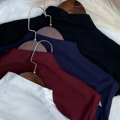 Sculpt Fitted Mock Neck Tee