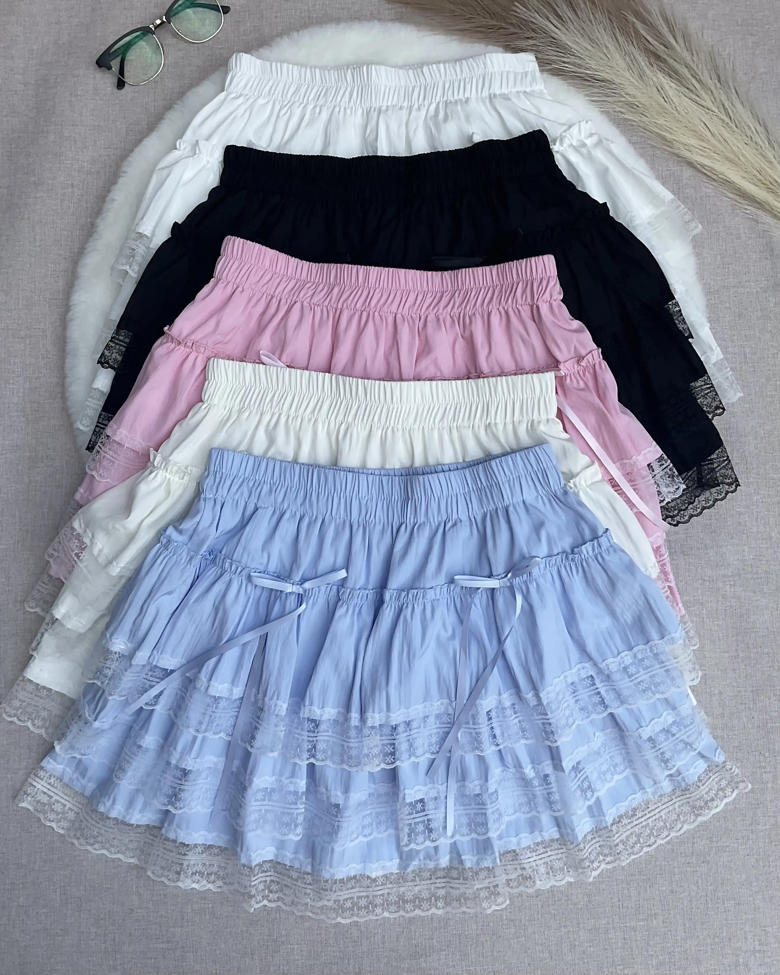 Product image of The "Odette" Lace Tiered Ribbon Mini