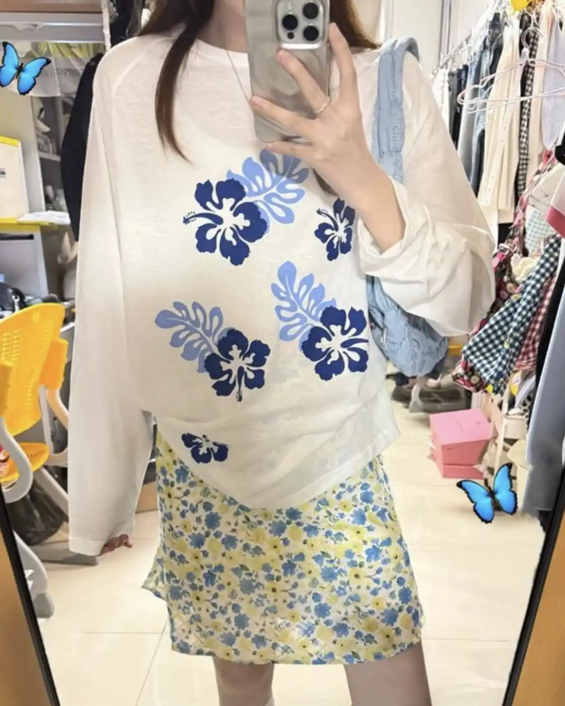 Product image of Oversized Bamboo-Blend Graphic Tee