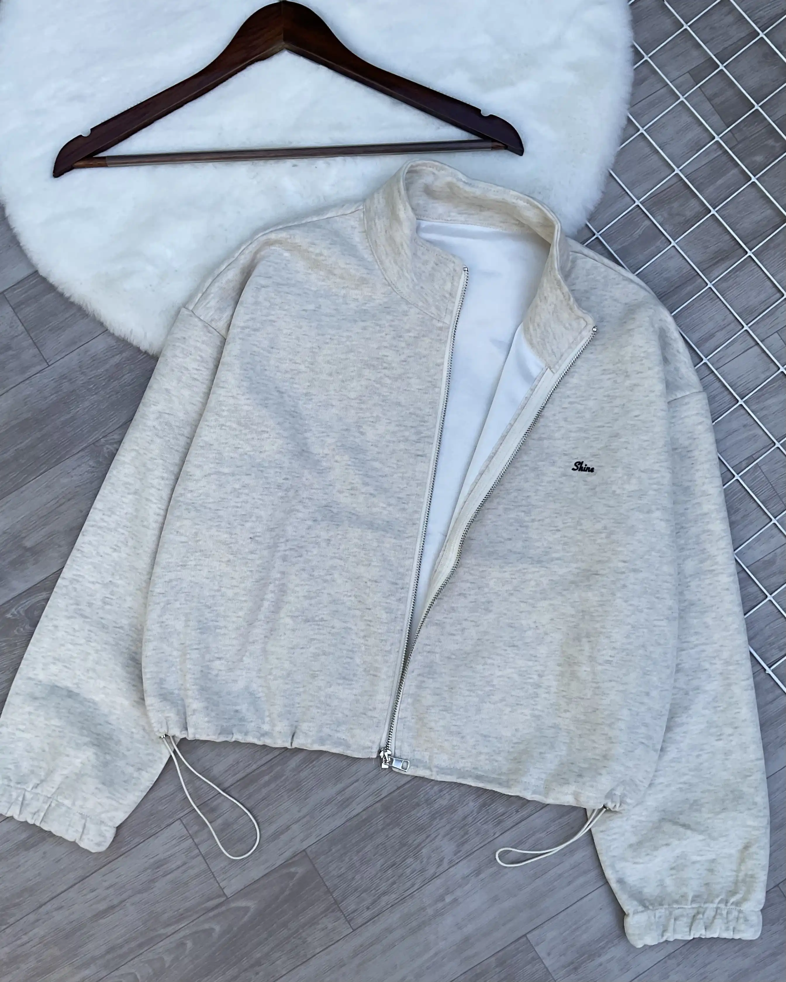 Product image of Pinterest Cropped Zip-Up Jacket