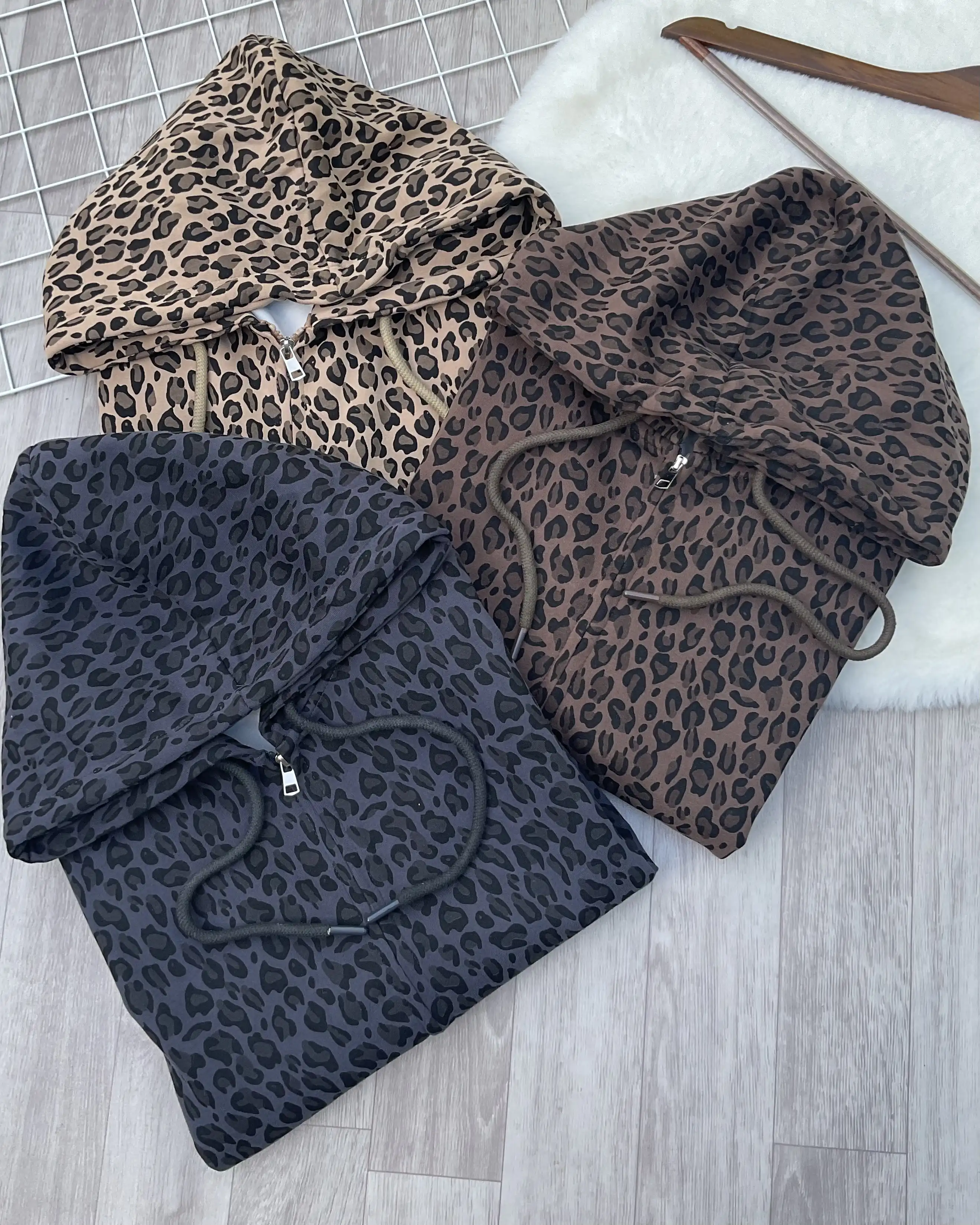 Product image of Y2K Oversized Leopard Print Full-Zip Hoodie