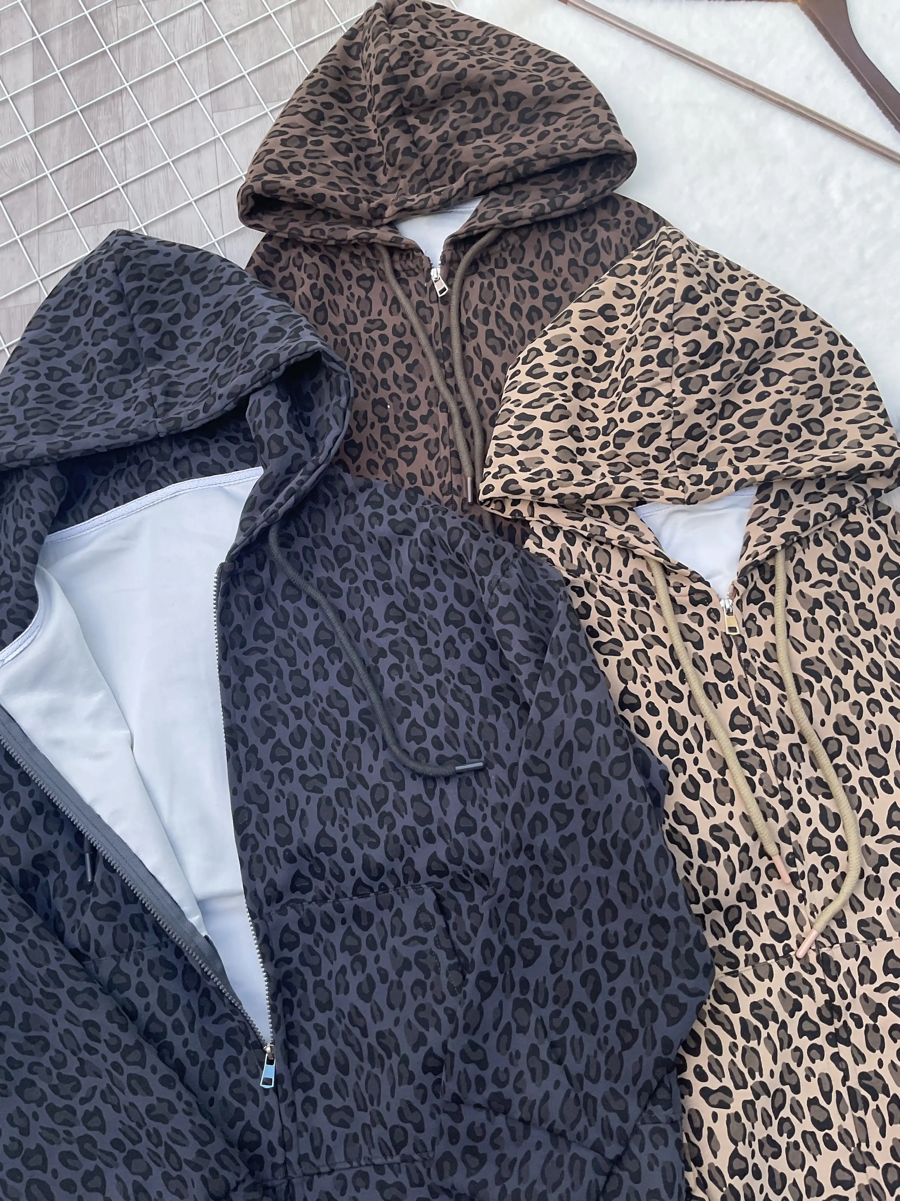Product image of Y2K Oversized Leopard Print Full-Zip Hoodie