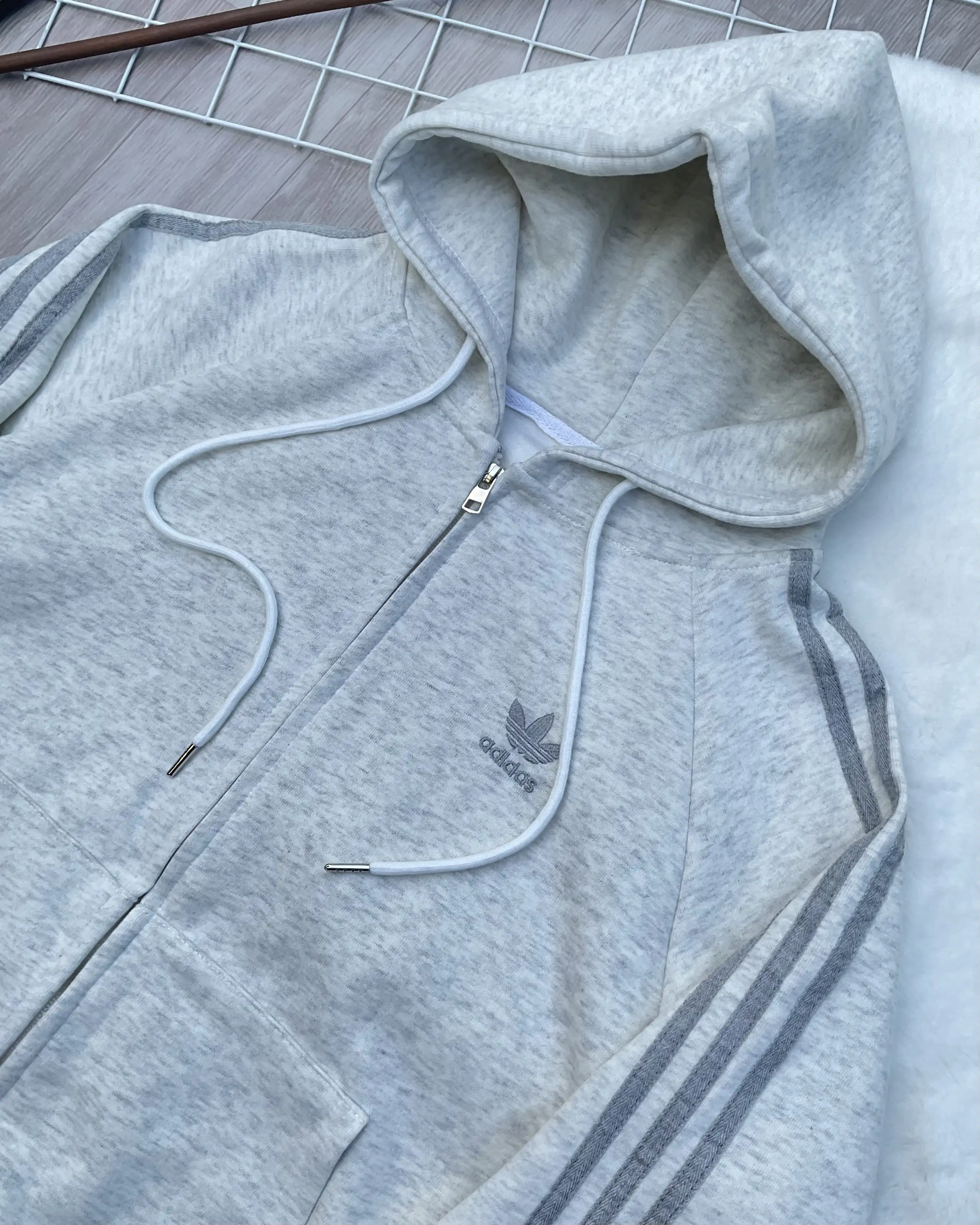 Product image of Essential 3-Stripe Unisex Zip-Up Hoodie