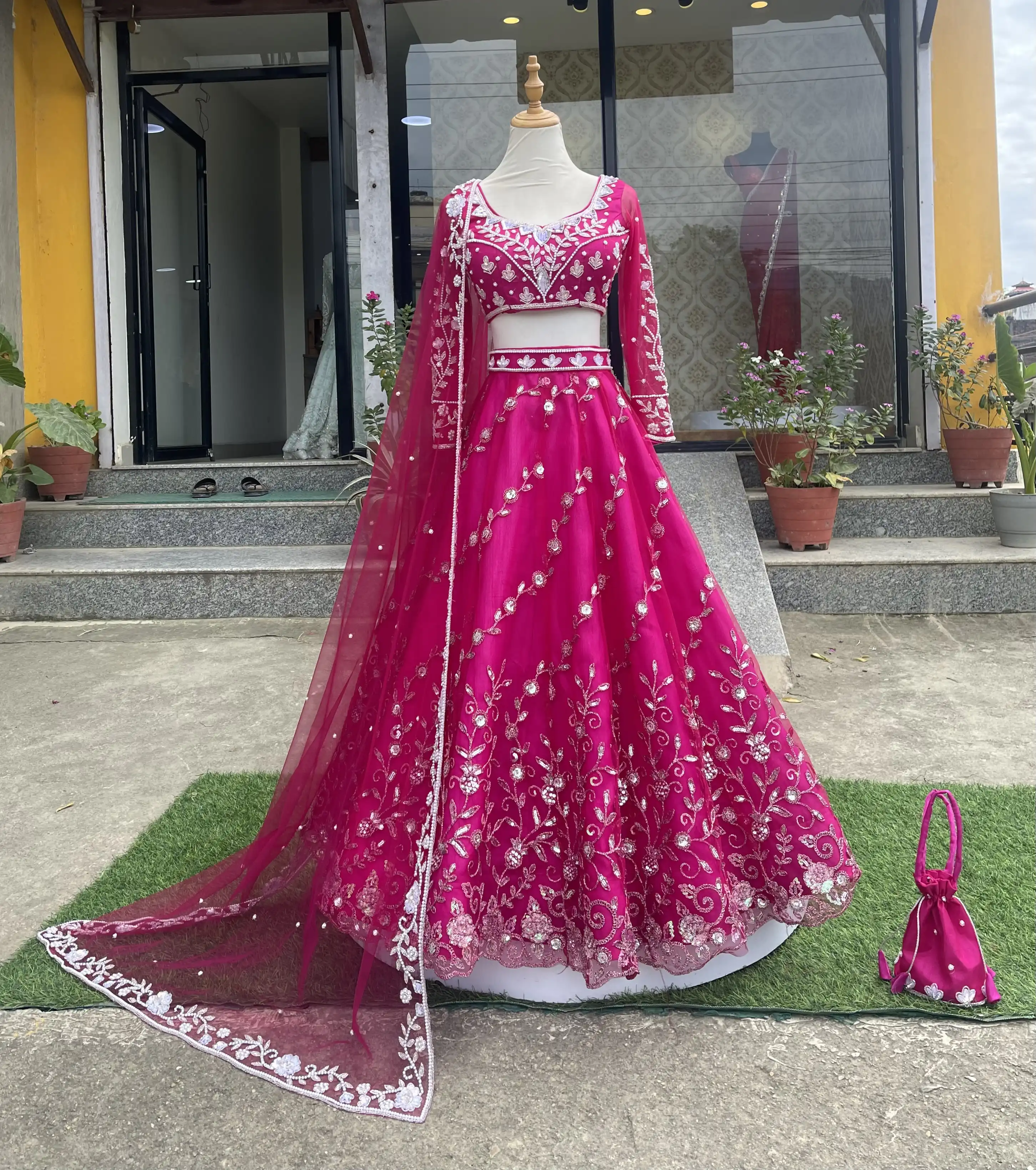 Product image of Lehenga L33