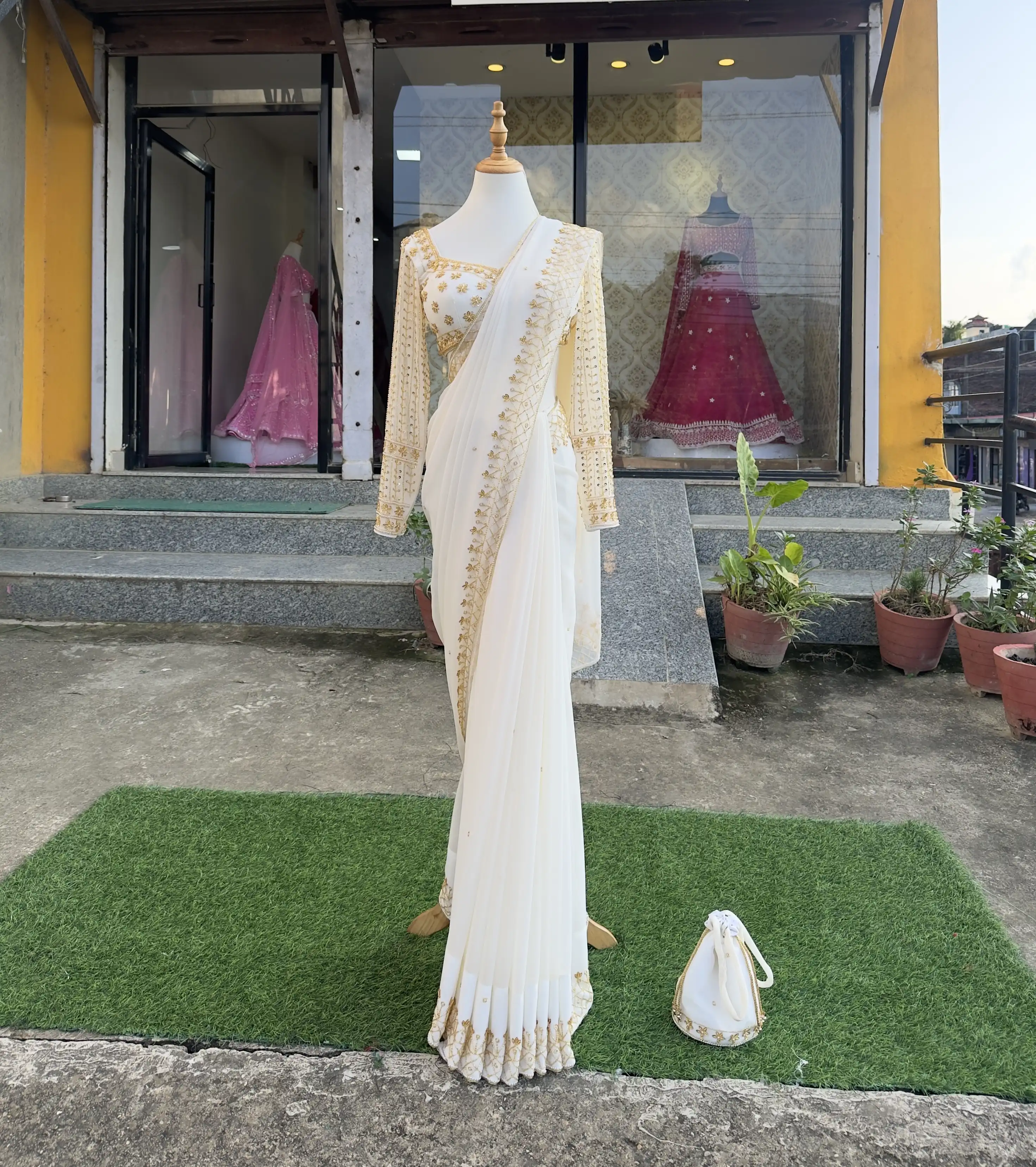 Product image of Saree S37