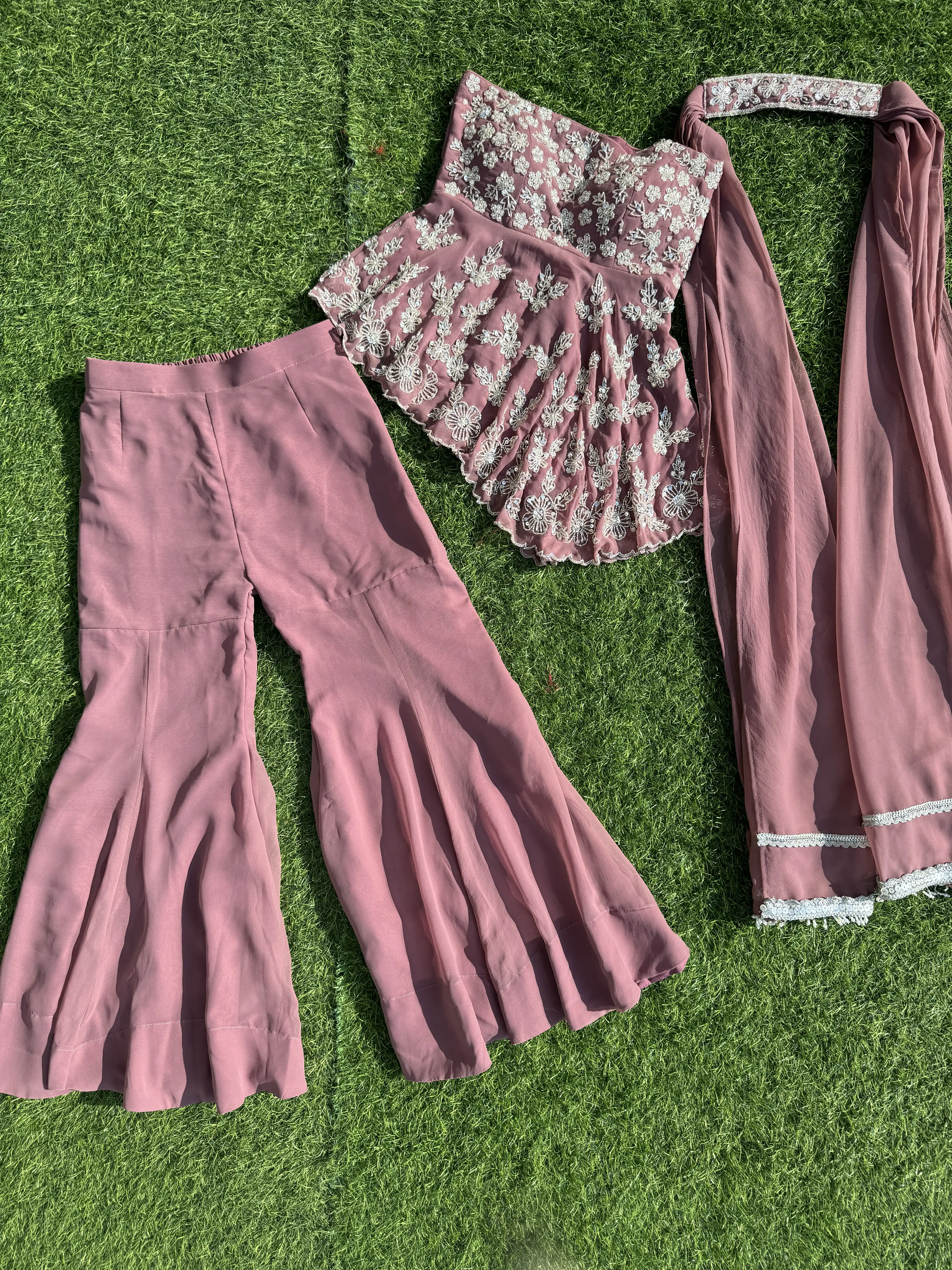 Product image of Kurta K8