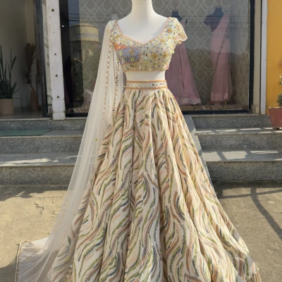 Lehenga L90