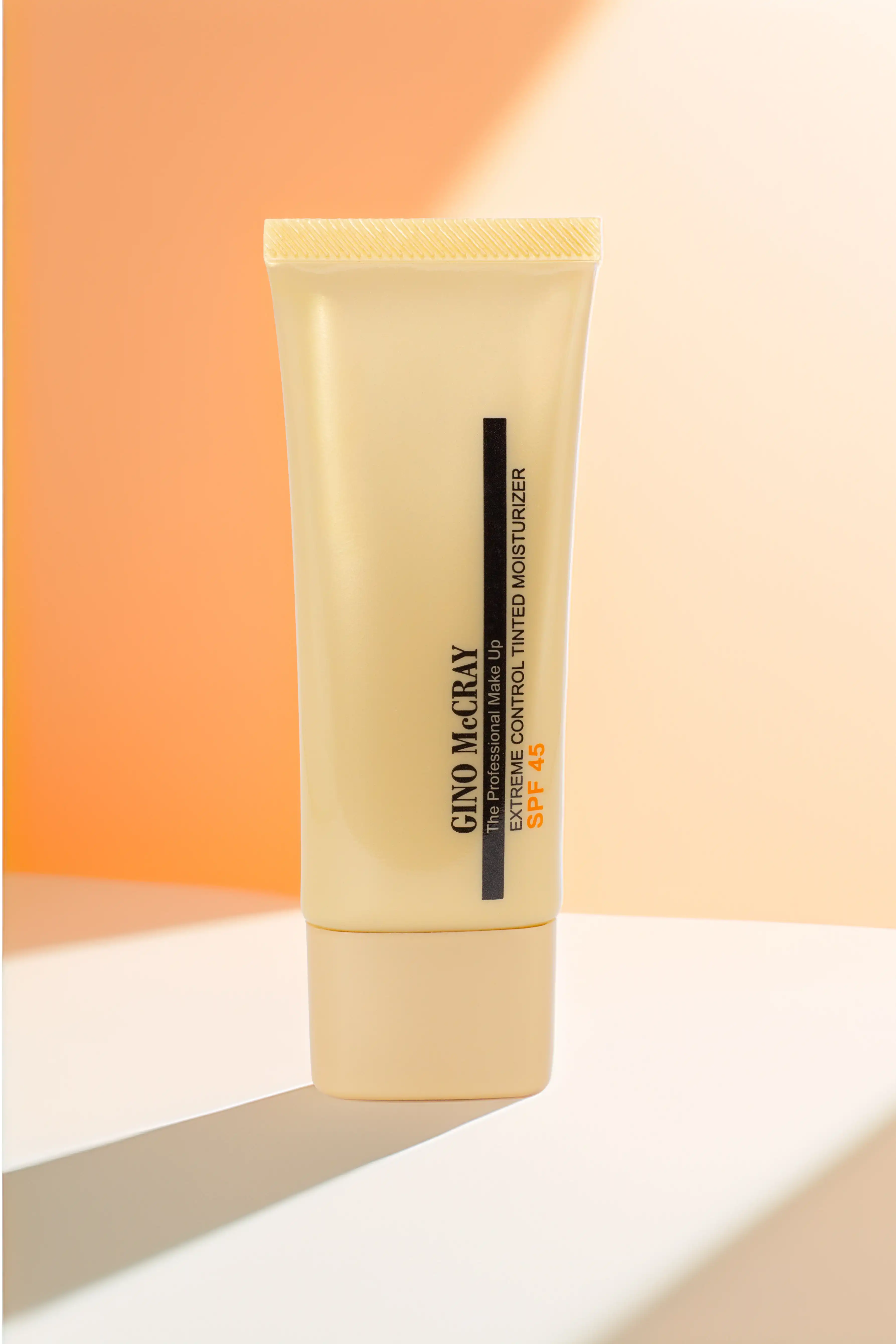 Product image of Extreme Control Tinted Moisturizer SPF 45 - Gino McCray The Professional Make Up - Beauty Buffet
