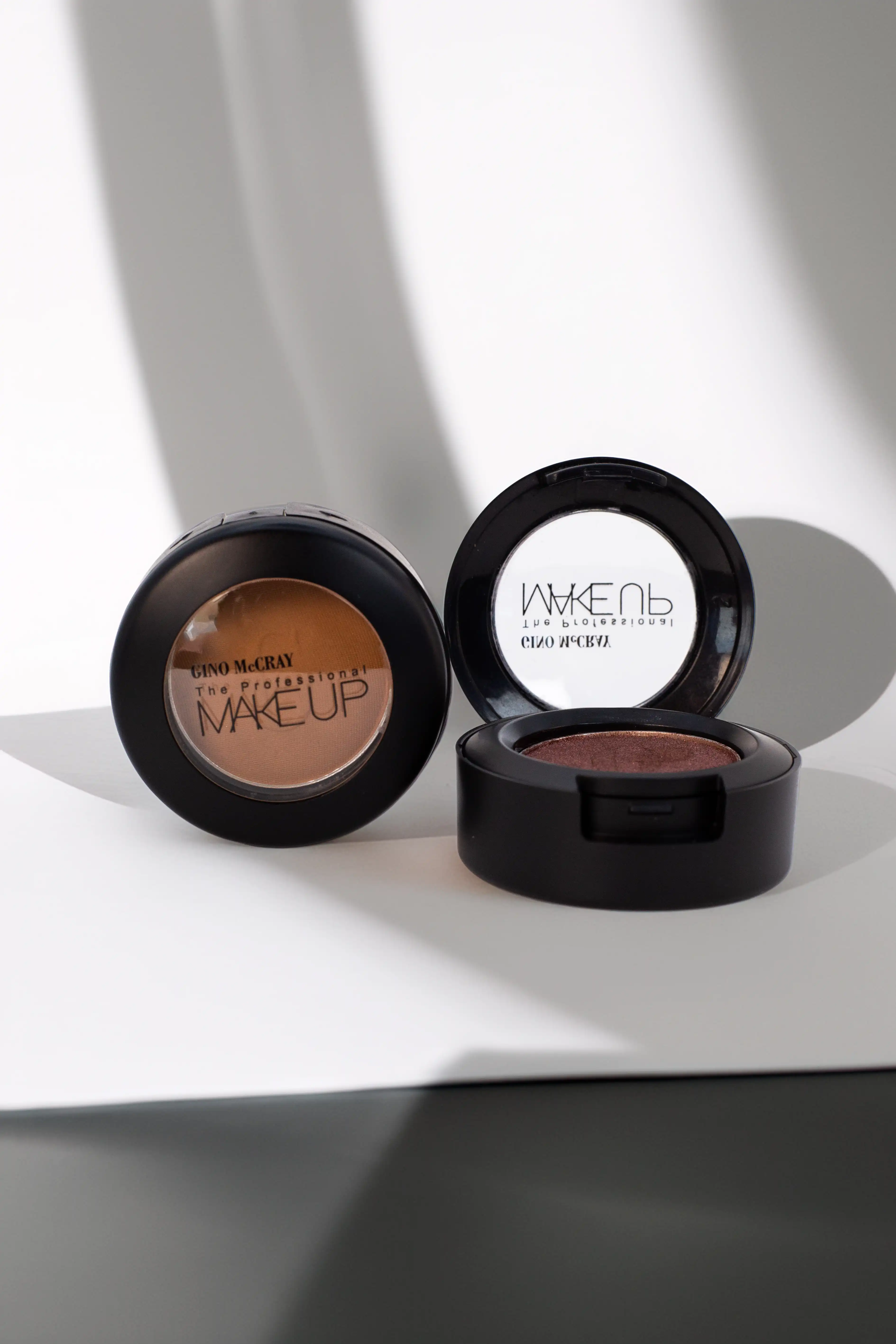 Product image of Eye Shadow - GINO McCRAY The Professional Make Up - Beauty Buffet