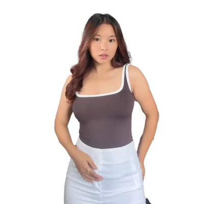 Contrast Square neck