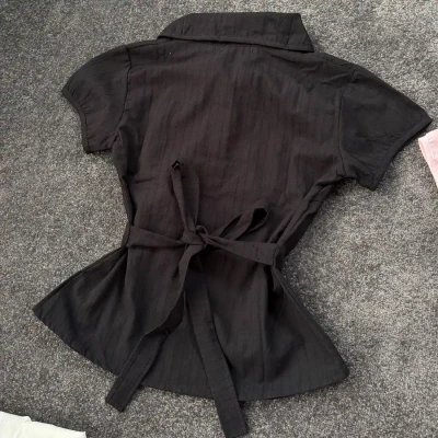 Lana Fitted bow shirt