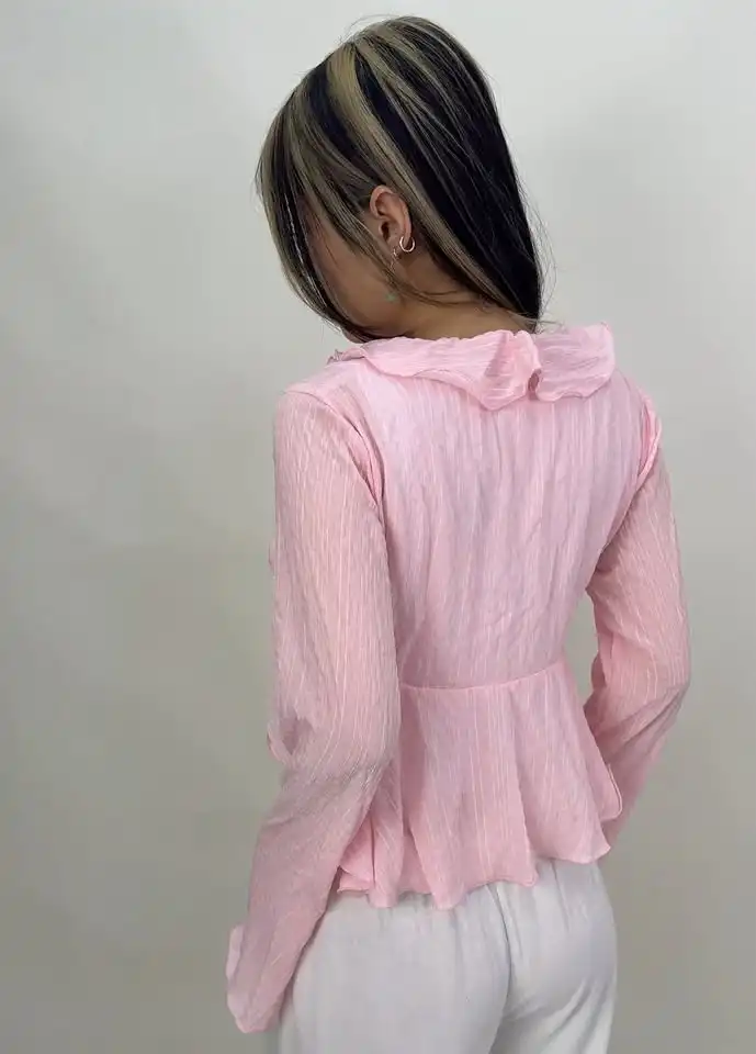 Product image of Nura outer top