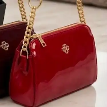 Product image of Sling chain bag with box