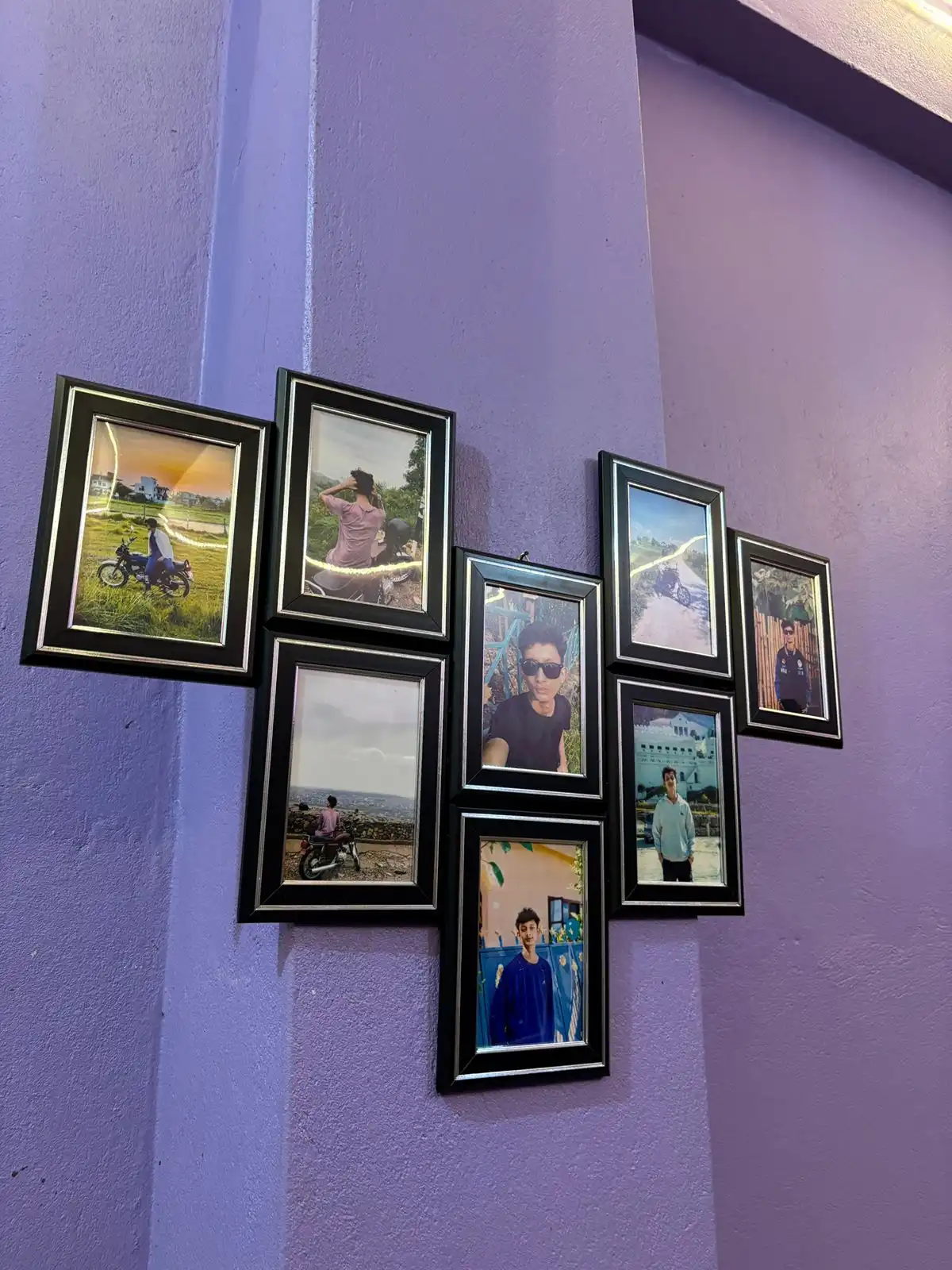 Product image of HEART-Shaped Attached Photo Frame