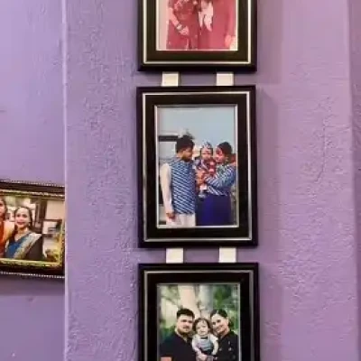silver hanging frame