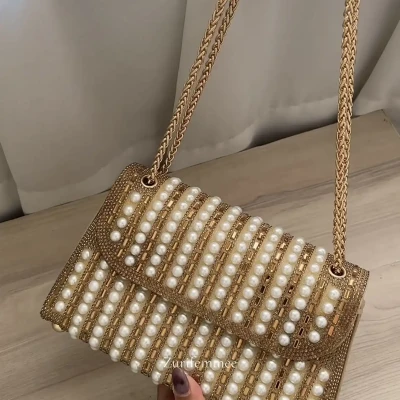 Pearl party bag