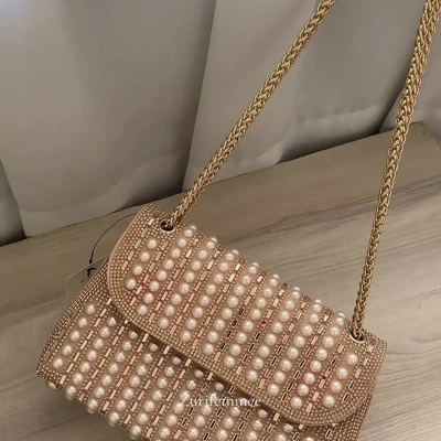 Pearl party bag