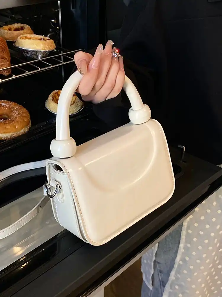 Product image of Sleek Bag