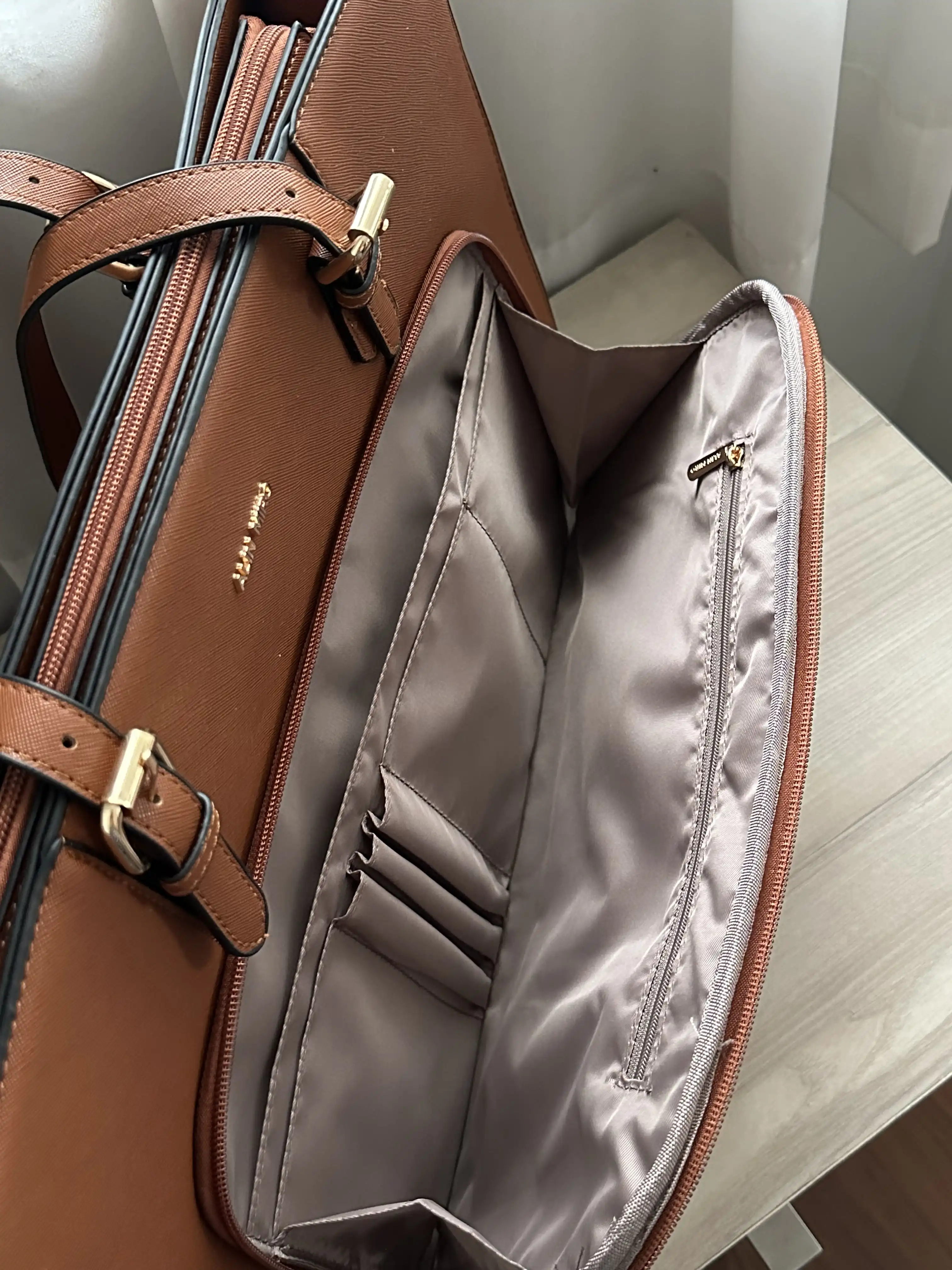 Product image of Professional Work Tote
