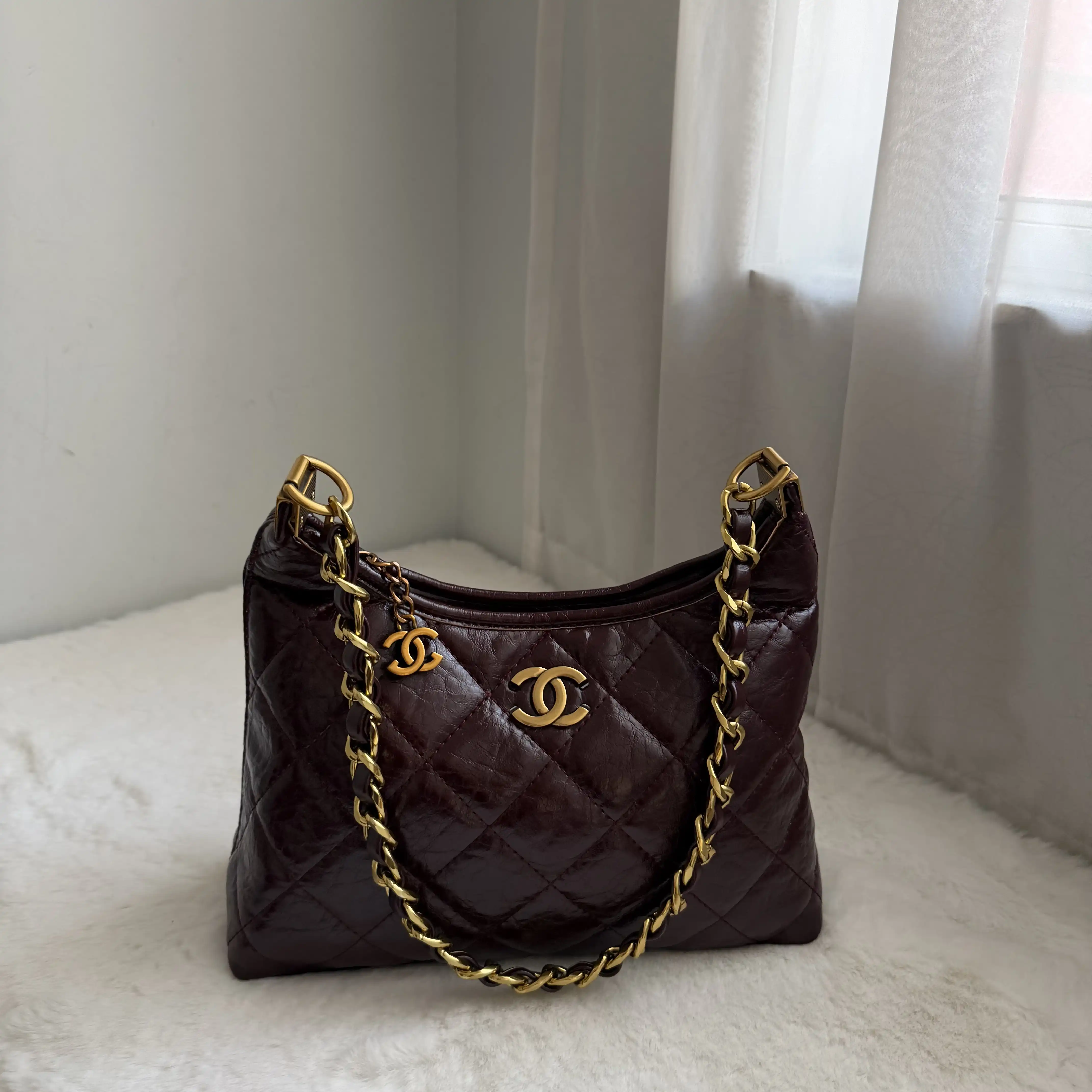 Product image of Aura Bag