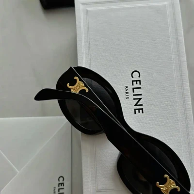 Celine Triomphe