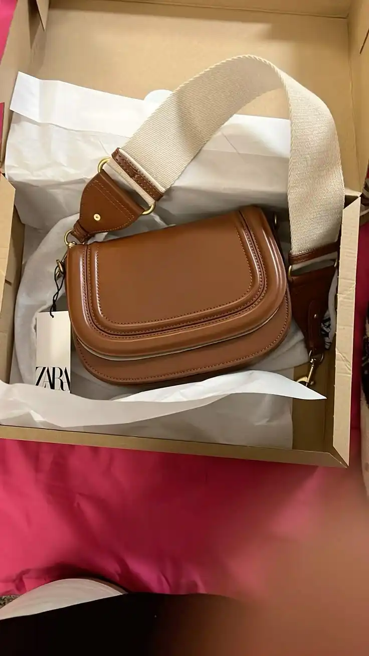 Product image of Zara Crossbody