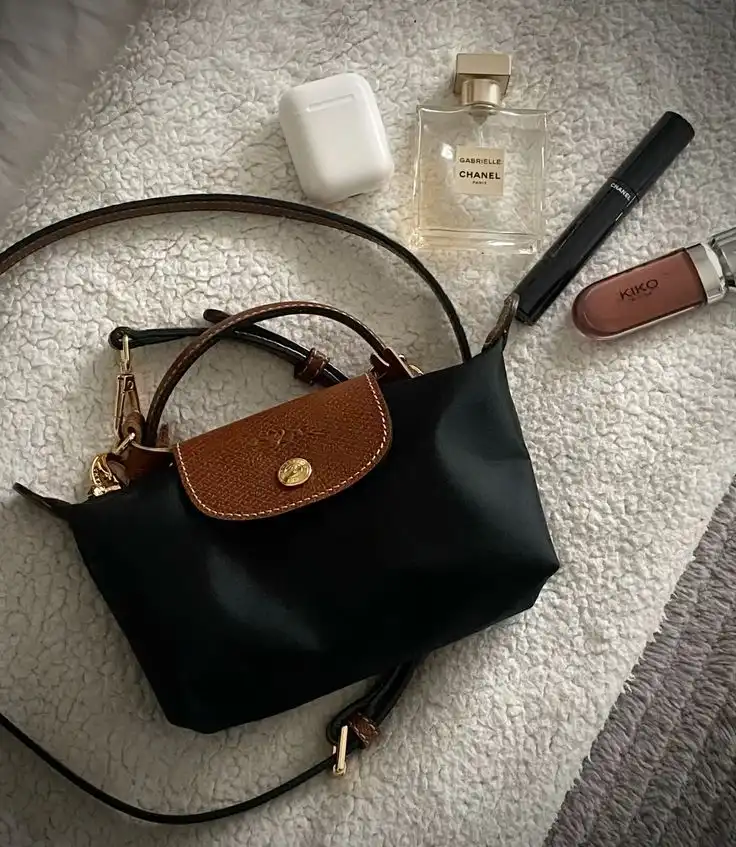 Product image of Longchamp Mini