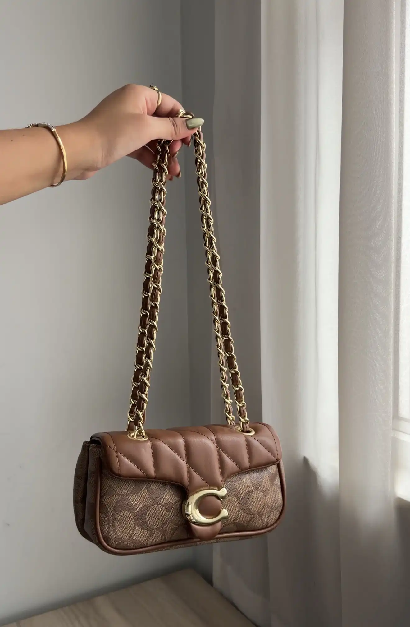 Product image of Coach Quilted tabby 20