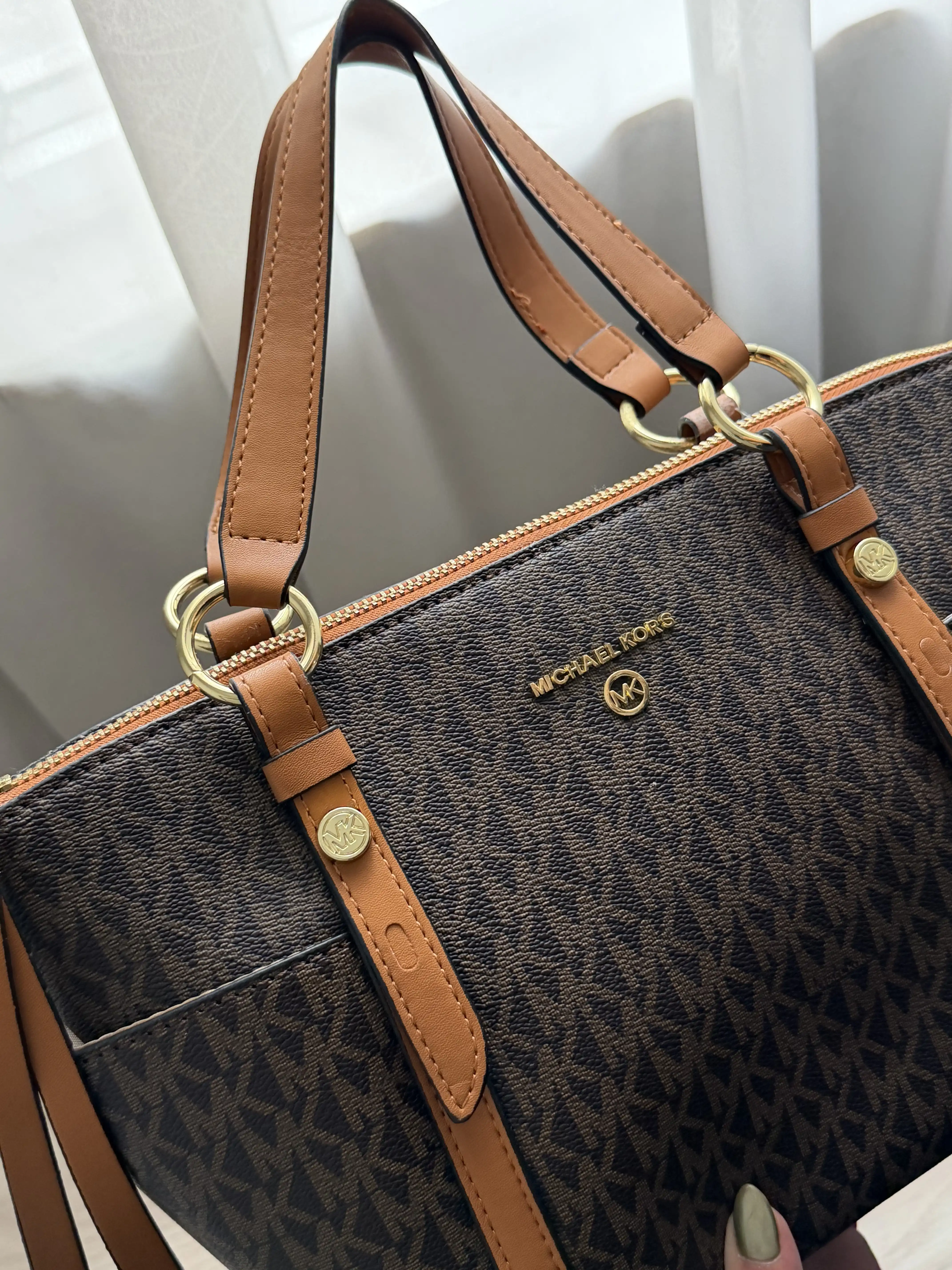 Product image of Sullivan Small Top-Zip Tote Bag