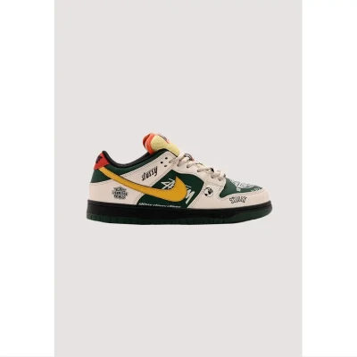 Nike SB Dunk Low Stussy Beemer