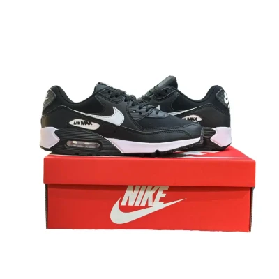 Nike Black Air Max