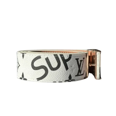 Louis Vuitton x Supreme Initial...