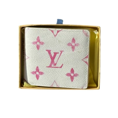 Louis Vuttion Wallets