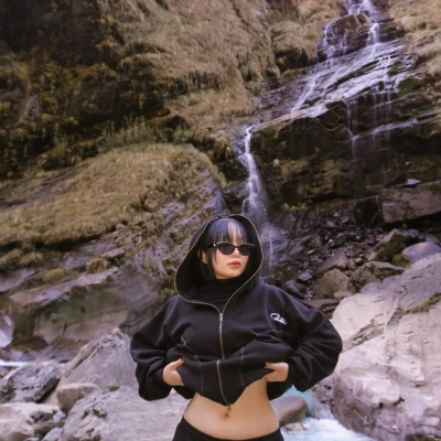Reborn:  Full Zip-up Hoodie 480...