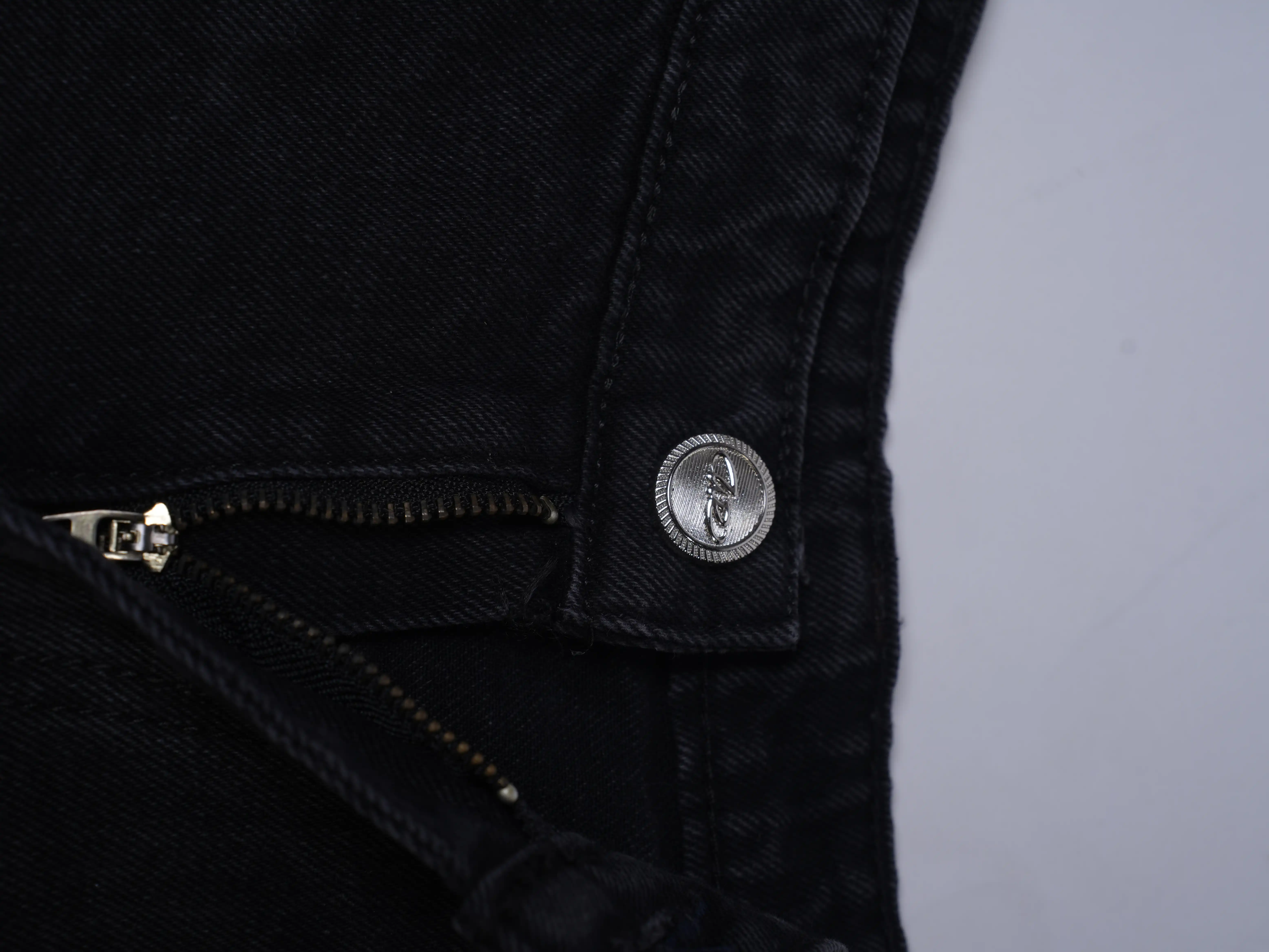 Product image of Reube Washed Jorts