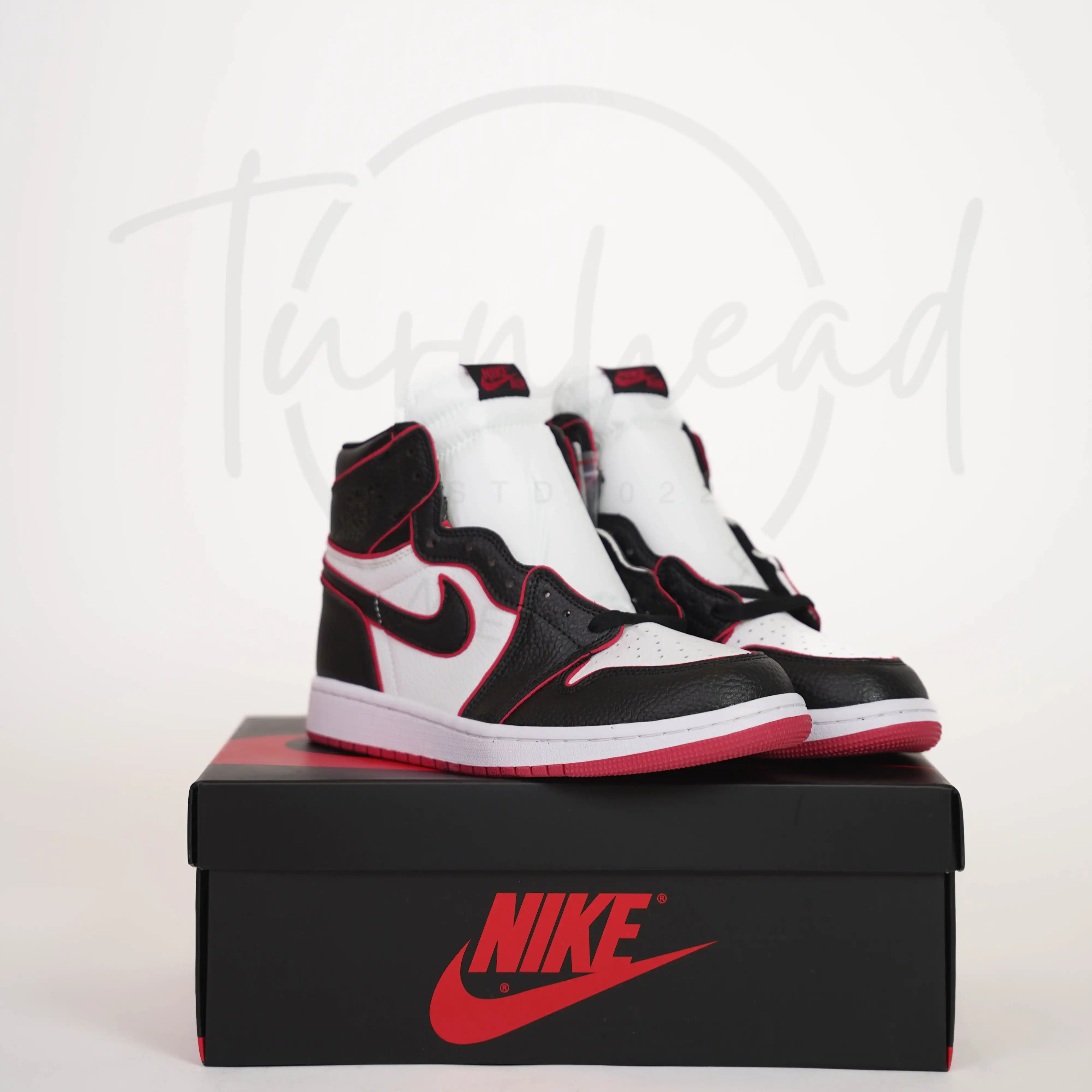 Product image of Jordan 1 high Bloodline