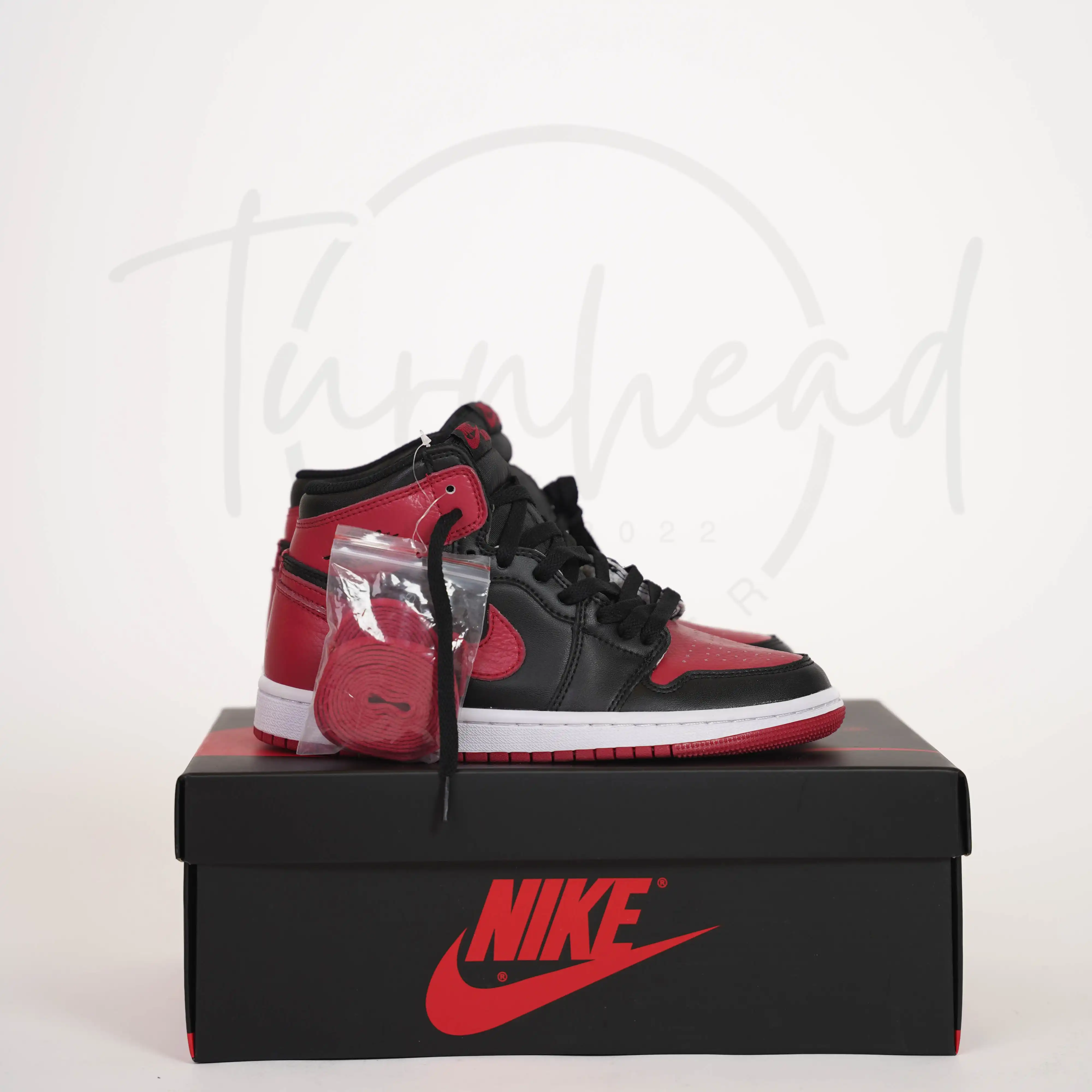 Product image of Jordan 1 high Red and Black