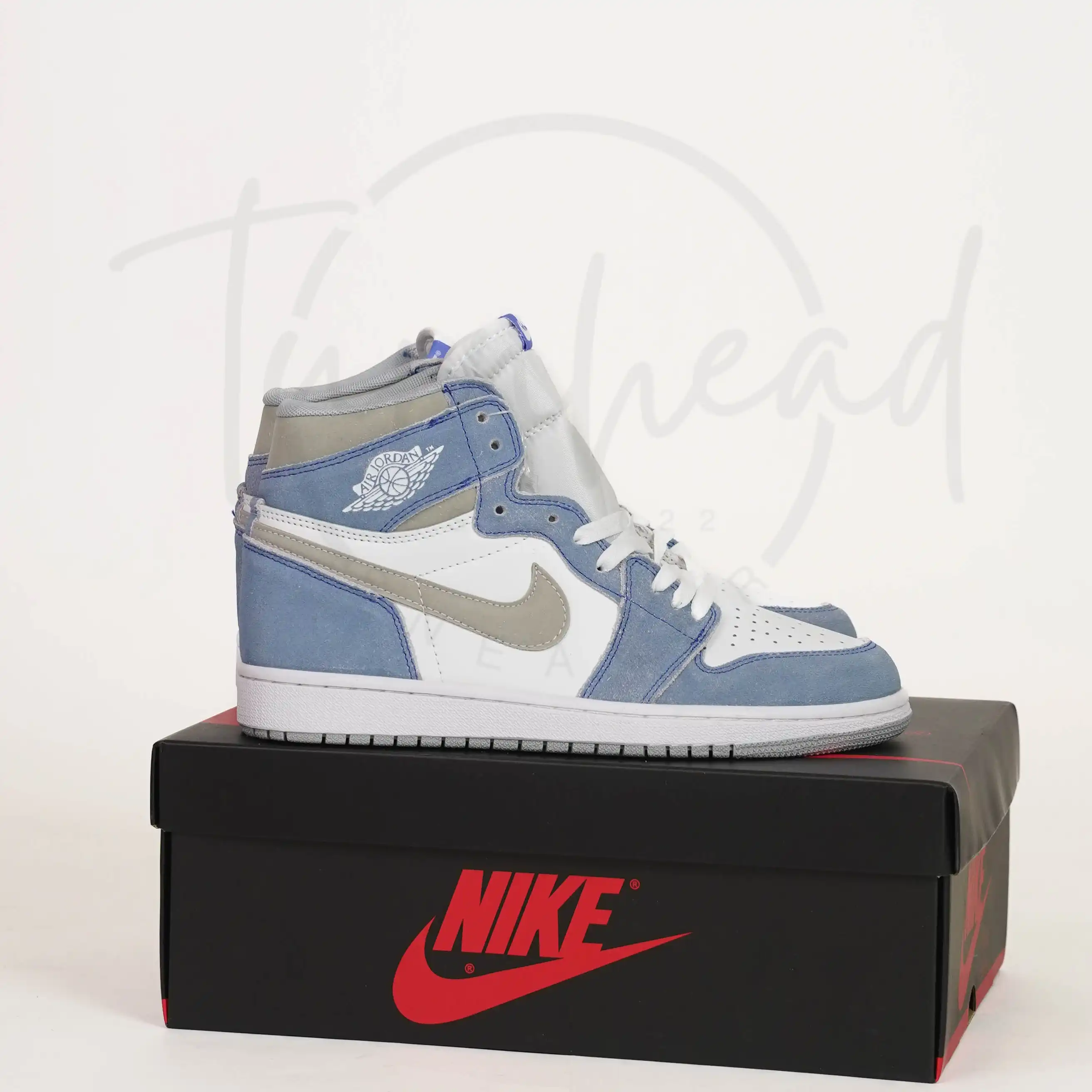 Product image of Jordan 1 high Hyper Royal