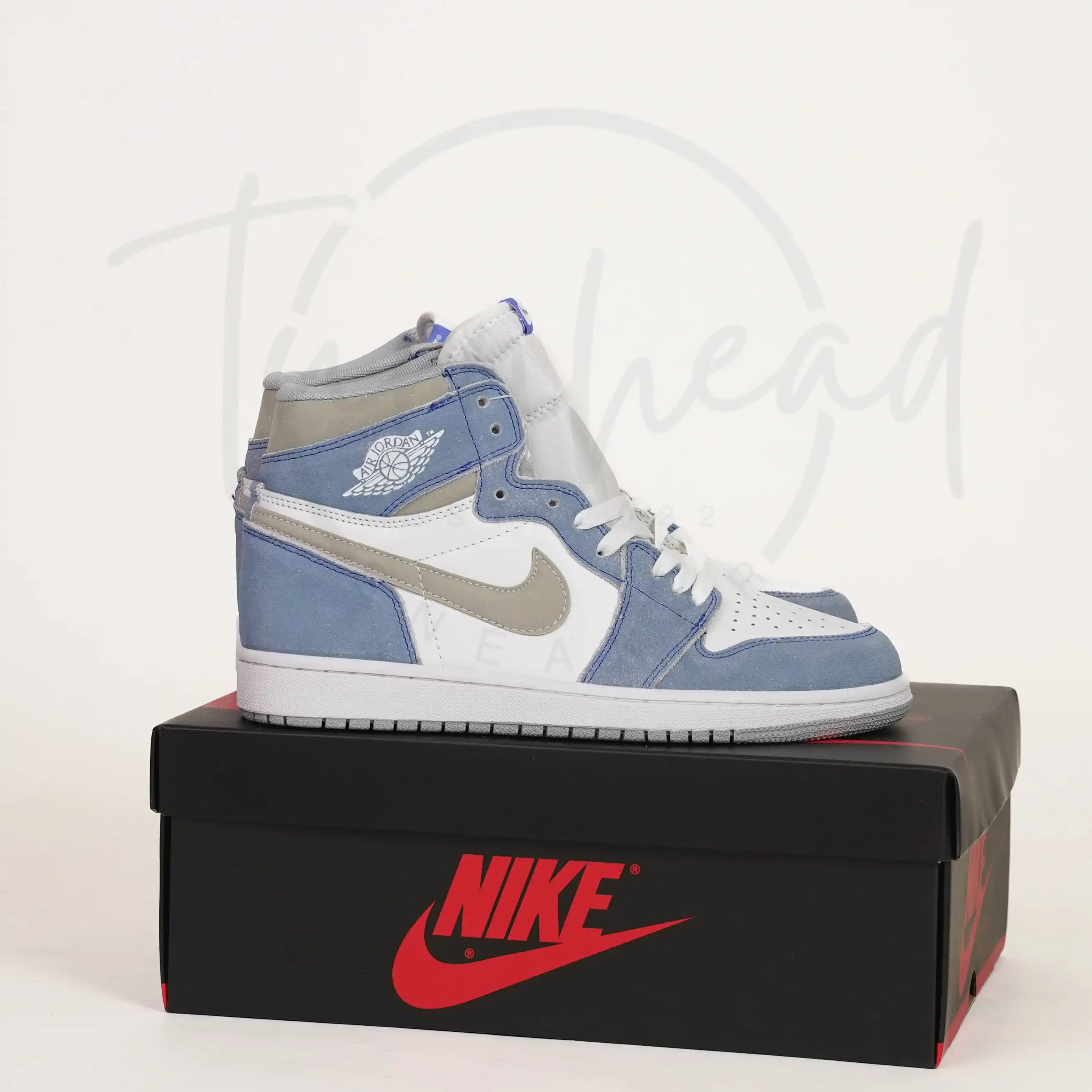 Product image of Jordan 1 high Hyper Royal
