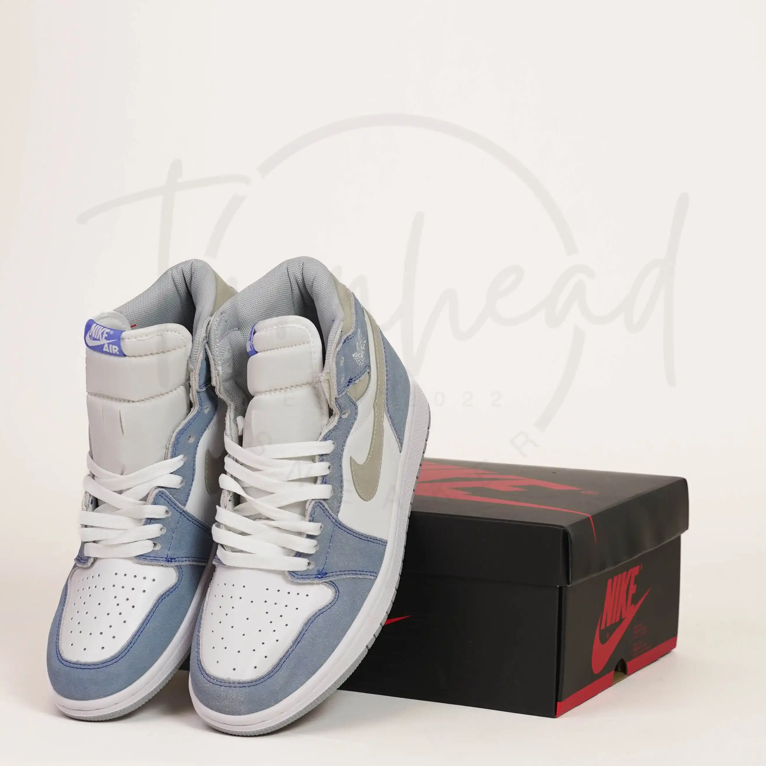 Product image of Jordan 1 high Hyper Royal