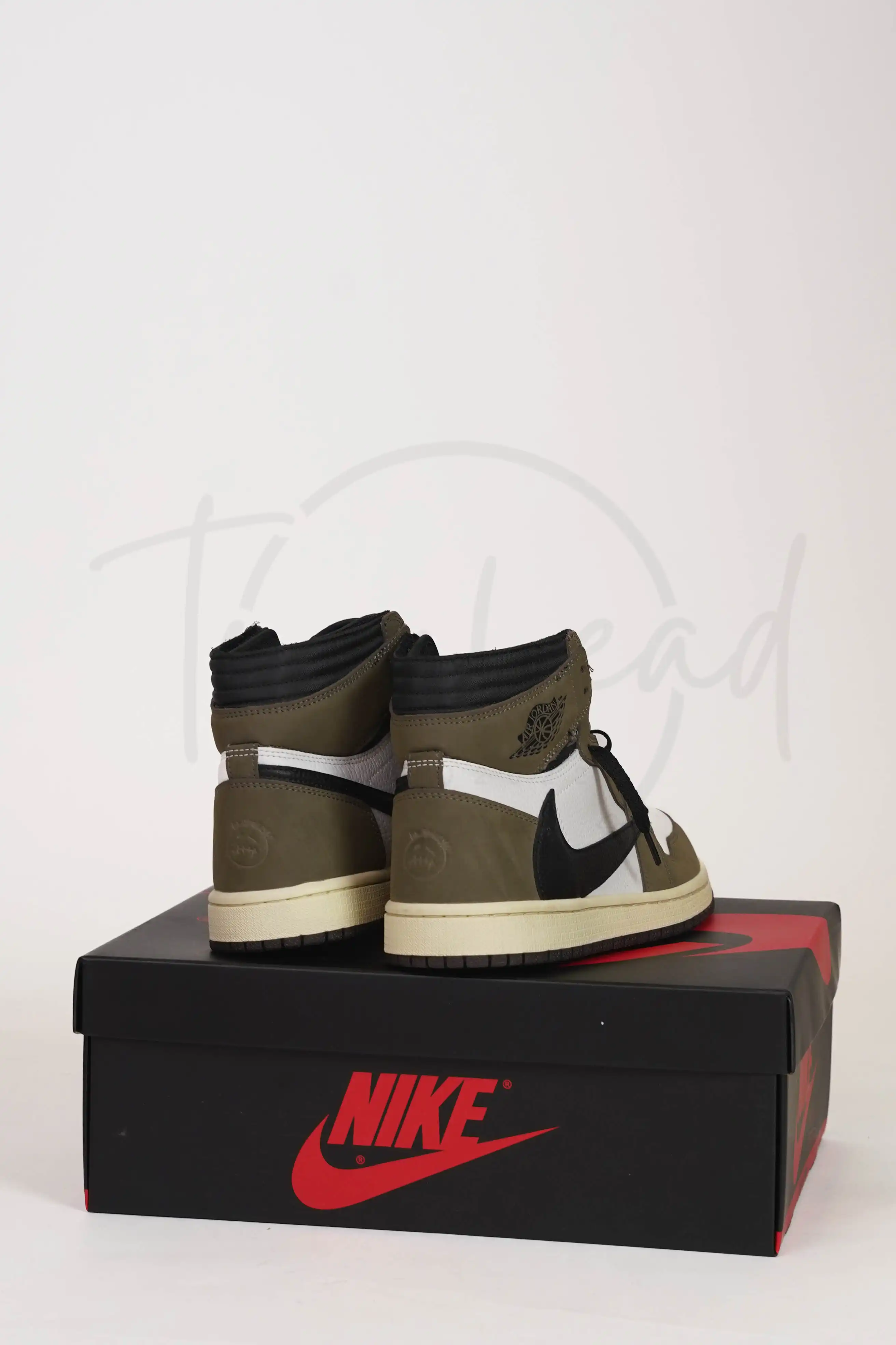 Product image of Jordan 1 high Suede Travis Scott