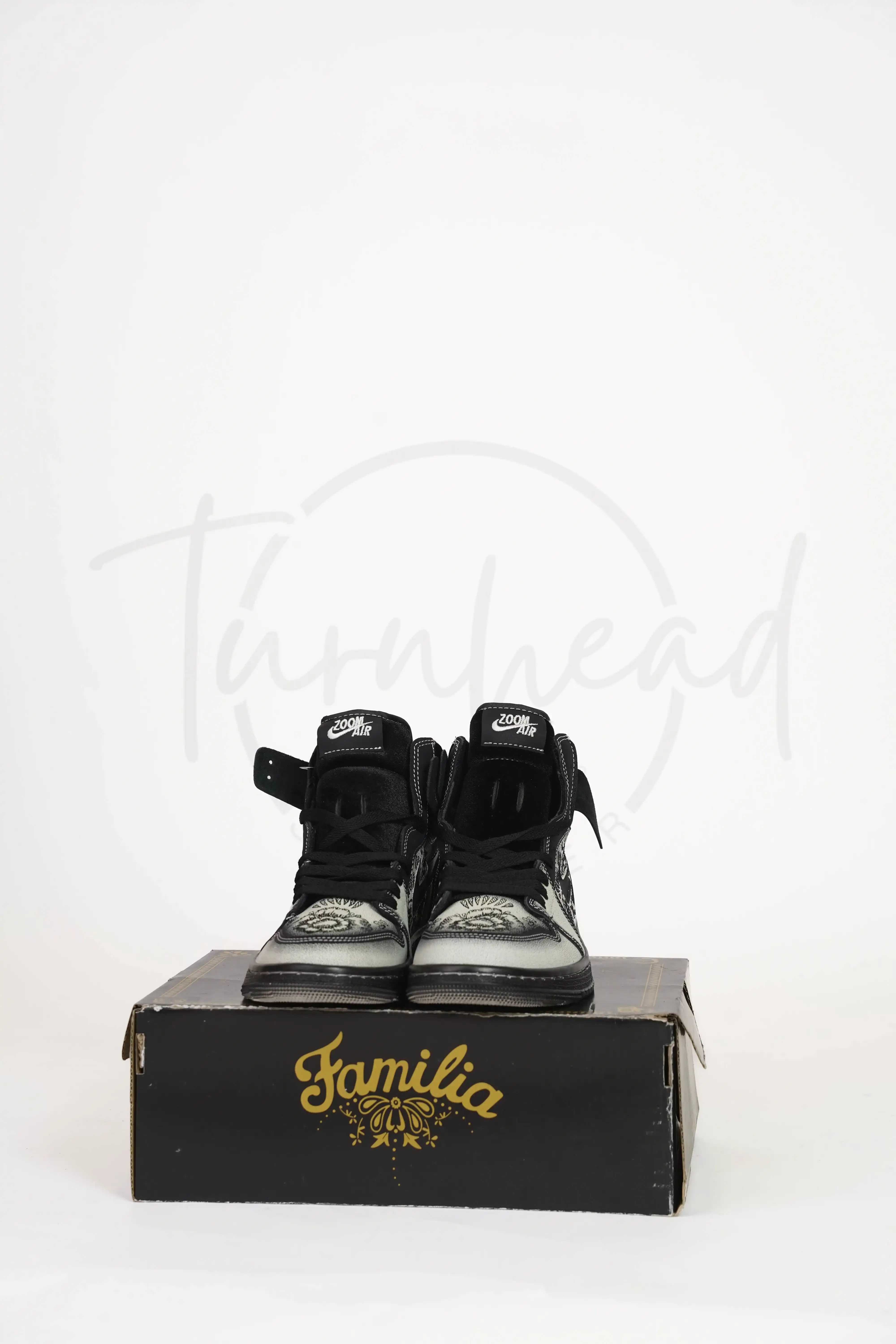 Product image of Nike Air Jordan 1 High Zoom CMFRT 2 Familia