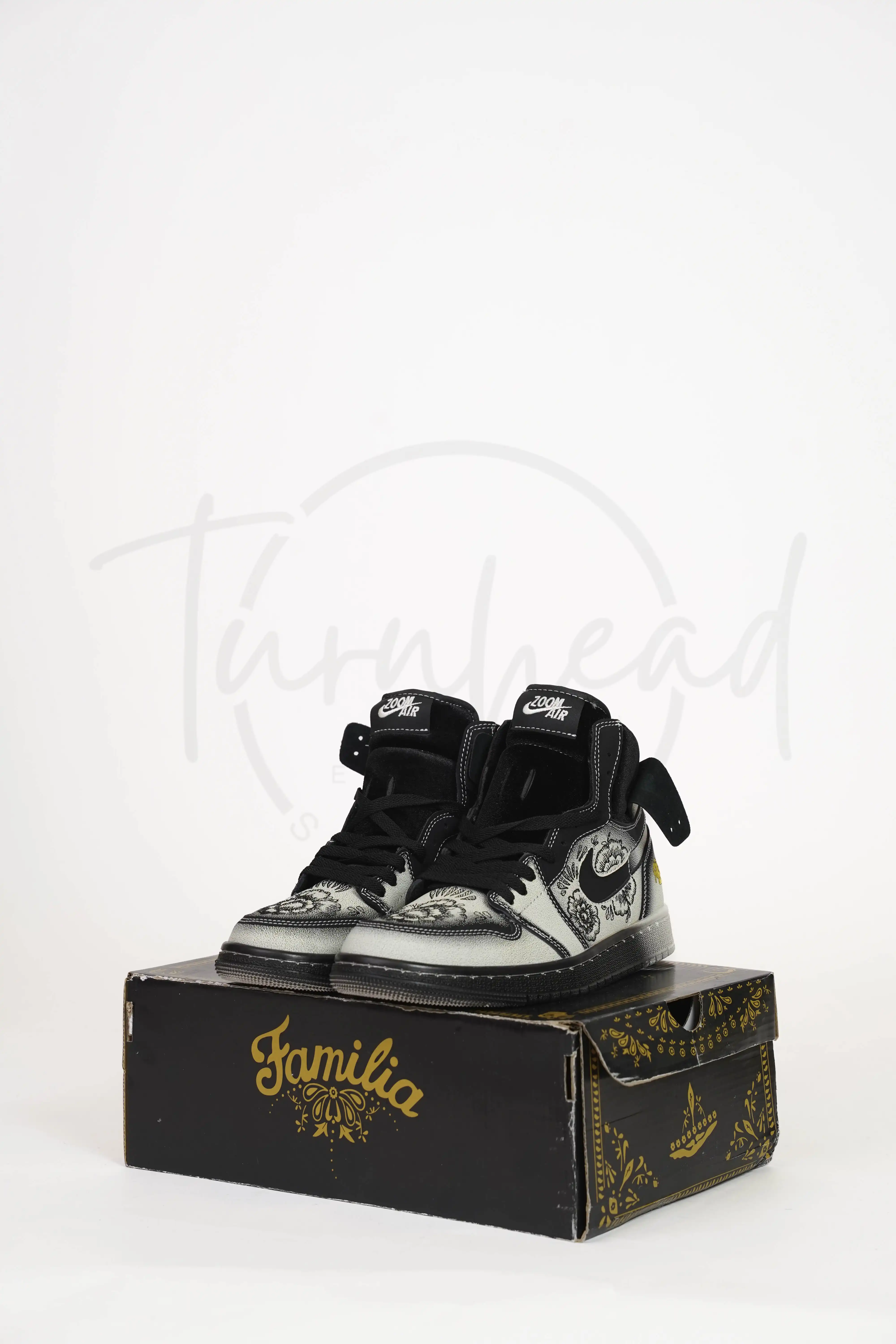 Product image of Nike Air Jordan 1 High Zoom CMFRT 2 Familia